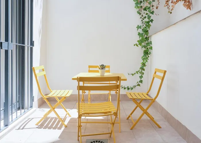 Apartamento Precioso duplex con patio junto a la Catedral Cádiz