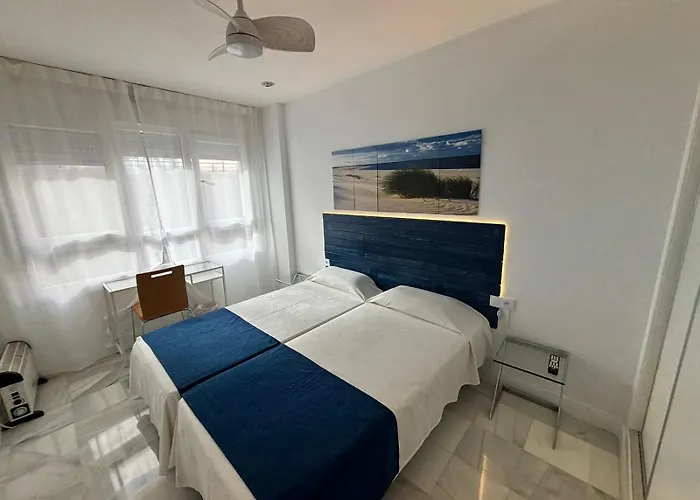 Apartamentos Turisticos Imar Cádiz