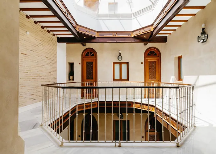innCádizPalacio Apolo