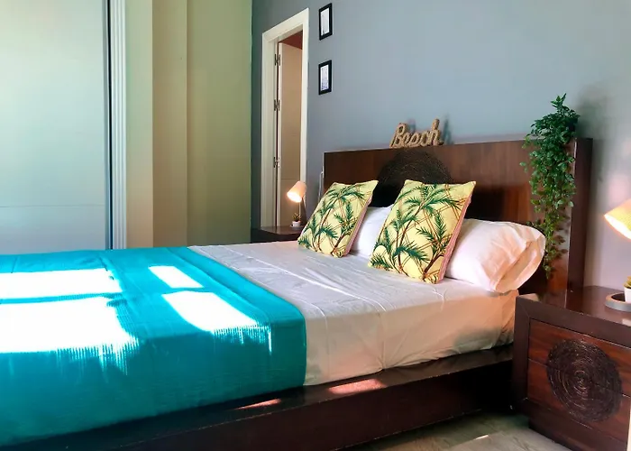 GATU PREMIUM ático Caleta , Preferente mayores de 25 años y familias Cádiz