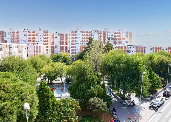 Awesome Apartment In Cadiz With Wifi