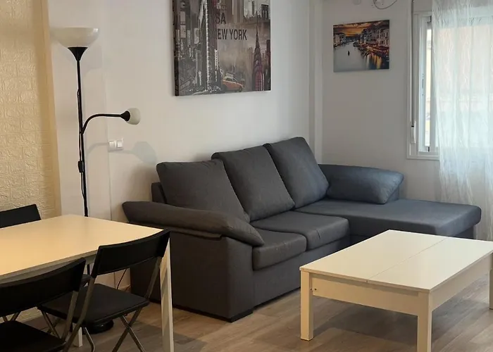 Apartamento Duplex A 3 Minutos De Playa De La Victoria Cádiz