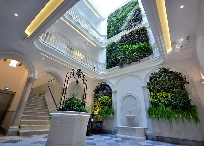 El Armador Casa Palacio by Luxury Suites Cádiz
