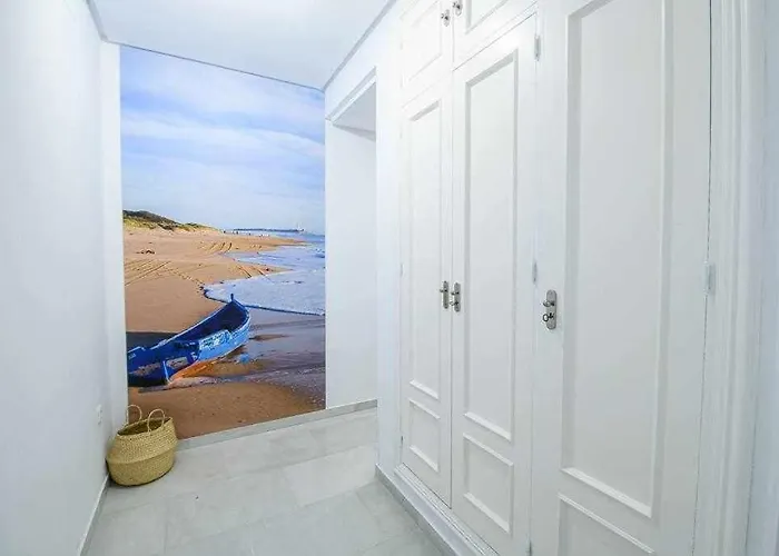 Preciado apartamento con vistas frontales al mar Cádiz
