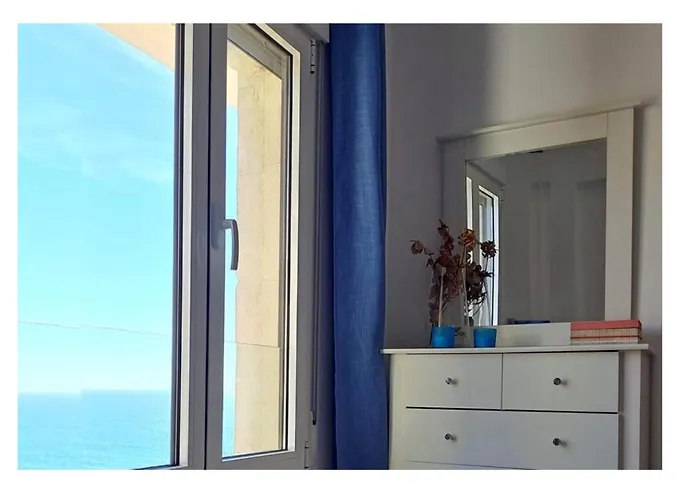Apartamento Turistico En El Paseo Maritimo De Cádiz