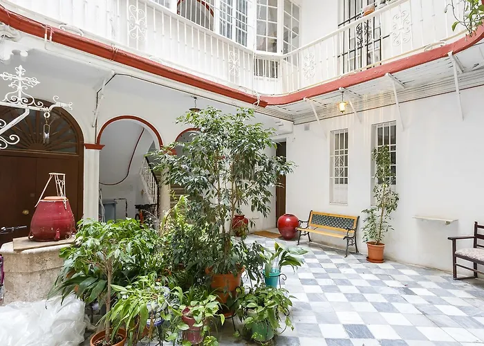 La Herencia del REGIDOR by Cadiz4Rentals