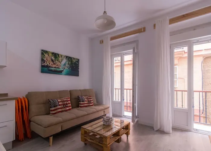 Coqueto Apartamento En El Centro De Cádiz