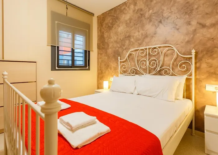 Puerta San Felix Free Parking By Cadiz4Rentals