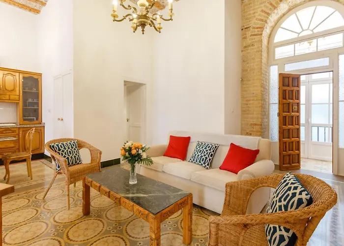 Casa Del COLECCIONISTA by Cadiz4Rentals