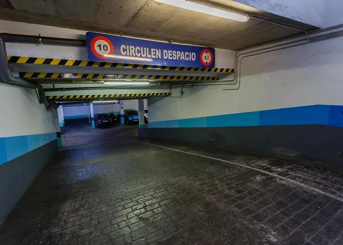 Puerta San Felix Free Parking By Cadiz4Rentals